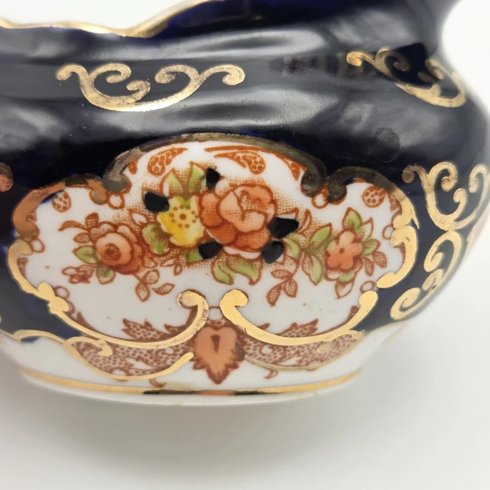 Vintage Royal Albert Crown China Heirloom‎ Derby Creamer Cobalt Blue